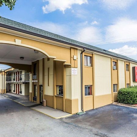 Econo Lodge Inn & Suites Matthews - Charlotte Bagian luar foto
