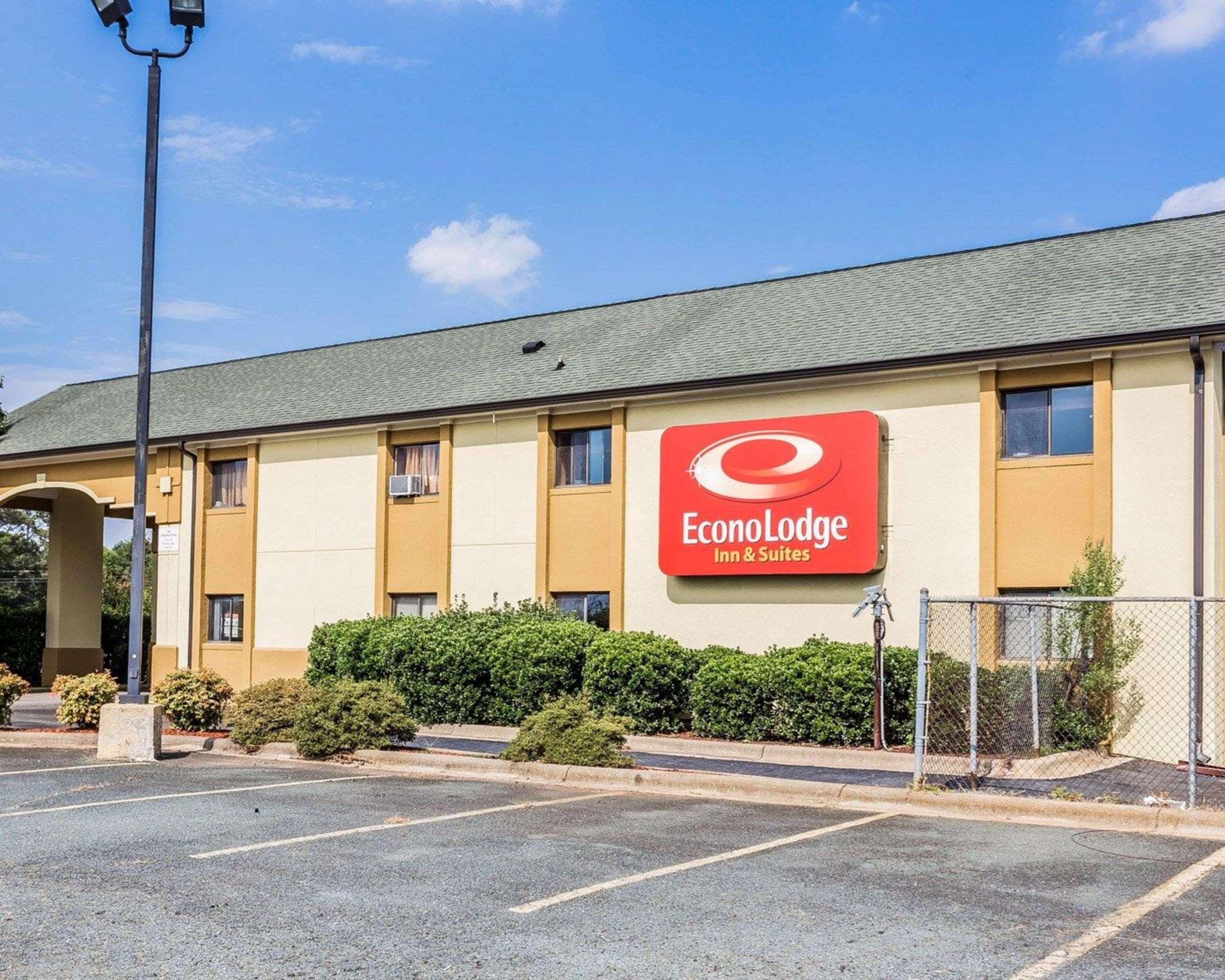 Econo Lodge Inn & Suites Matthews - Charlotte Bagian luar foto