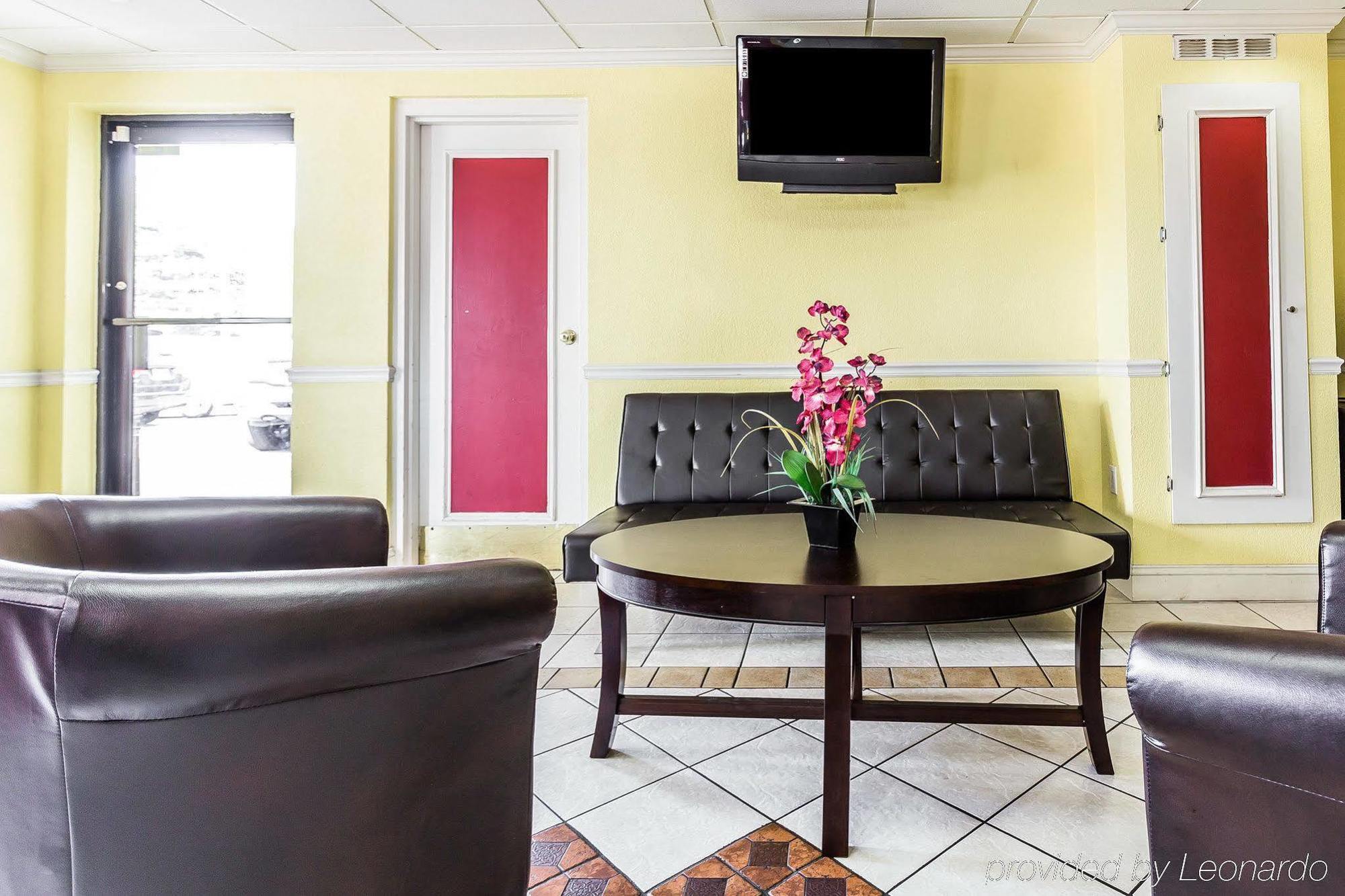 Econo Lodge Inn & Suites Matthews - Charlotte Bagian luar foto