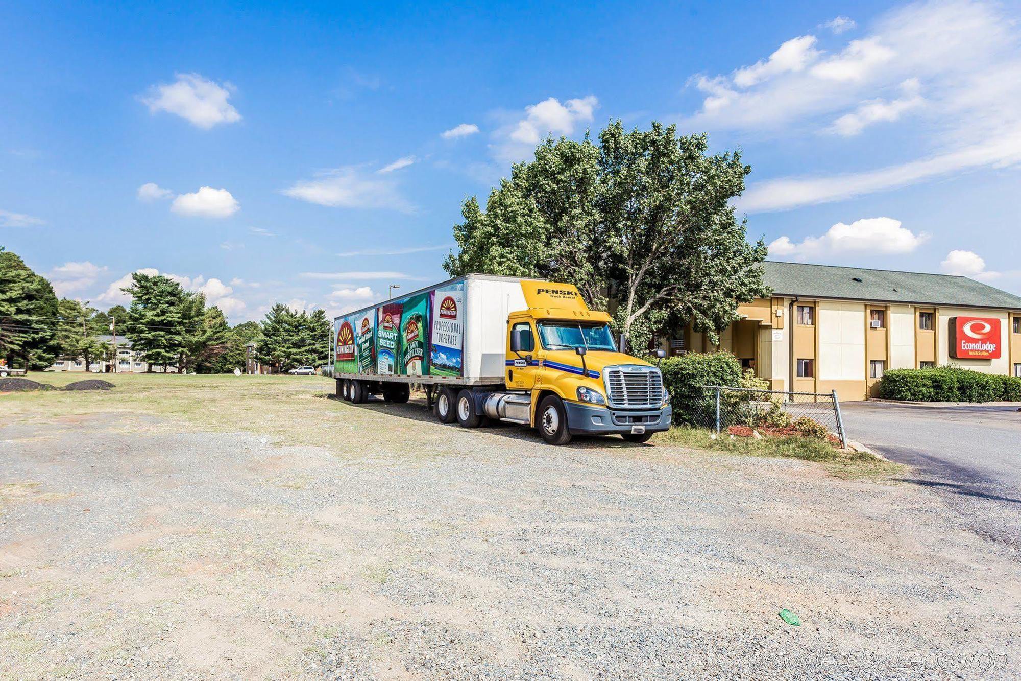 Econo Lodge Inn & Suites Matthews - Charlotte Bagian luar foto