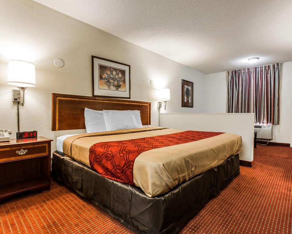 Econo Lodge Inn & Suites Matthews - Charlotte Ruang foto